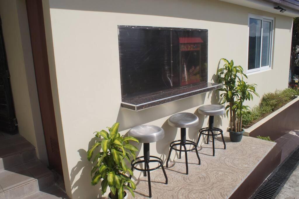 Avana Hills Tagaytay Villa Tagaytay City Exterior foto